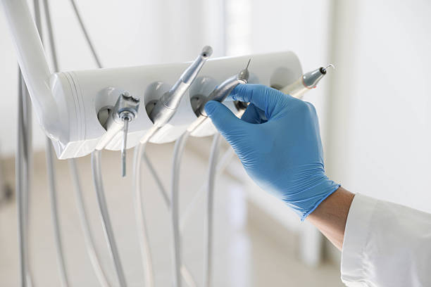 Professional Tooth Extraction technician working in Meiners Oaks, CA